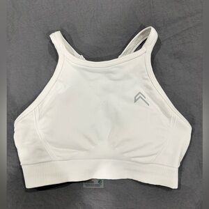 One Active Effortless Seamless High Neck Bralette